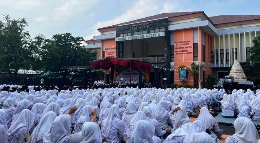 Sambut Ramadhan, Universitas Maarif Hasyim Latif Sidoarjo Gelar Megengan Akbar