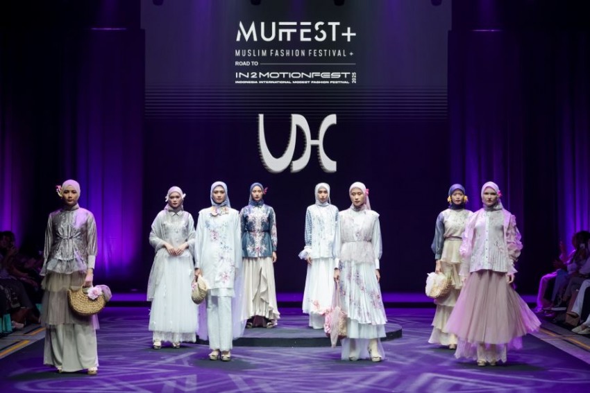 Tampil Cantik nan Romantic di Hari Raya, Ini Koleksi Raya Milik Vanilla Hijab