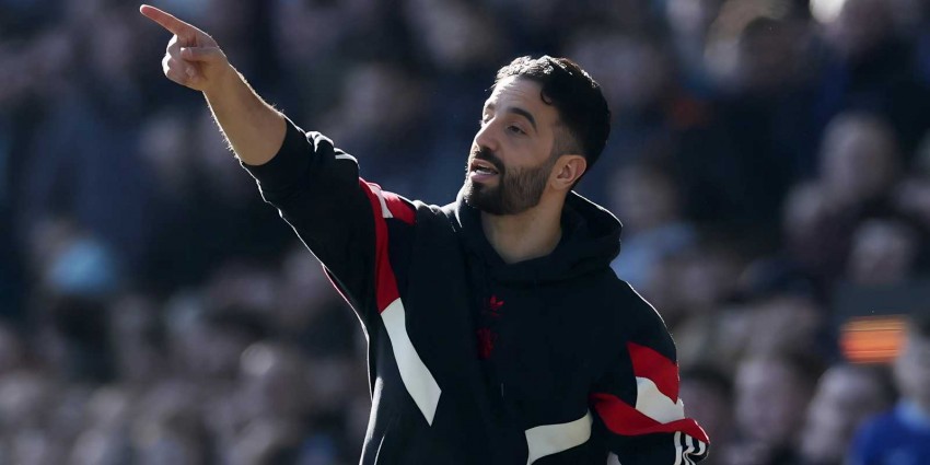 Ruben Amorim Balas Kritik Wayne Rooney Soal Komentar 'Naif' tentang Manchester United