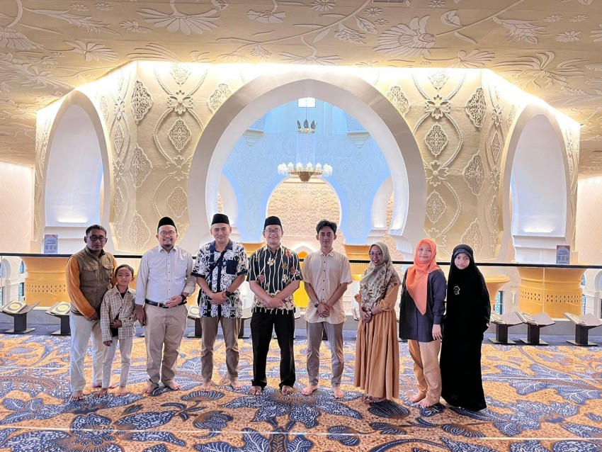 Acara Cari Jodoh Masjid Raya Sheikh Zayed untuk Menjawab Pertanyaan 'Kapan Nikah?'