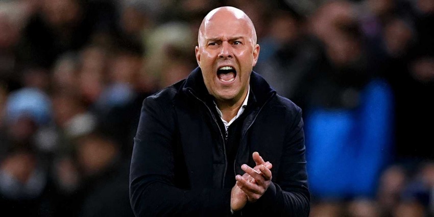 Liverpool Incar Bek Muda Ajax yang Diprediksi Jadi Bintang Masa Depan