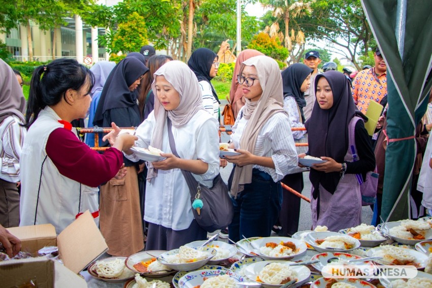 Ramadhan dan Fenomena Berbagi Takjil Gratis, Ini Pandangan Sosiolog