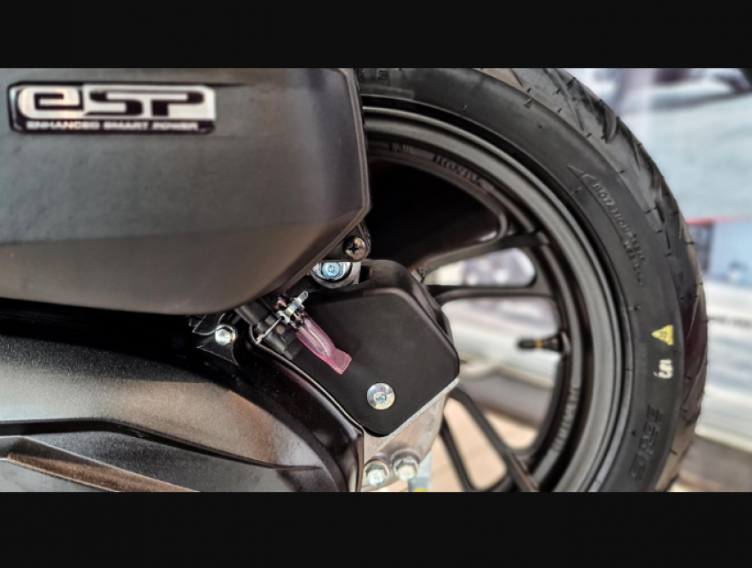 Fungsi Kotak Hitam Kecil yang ada di Atas CVT Motor Matic Honda