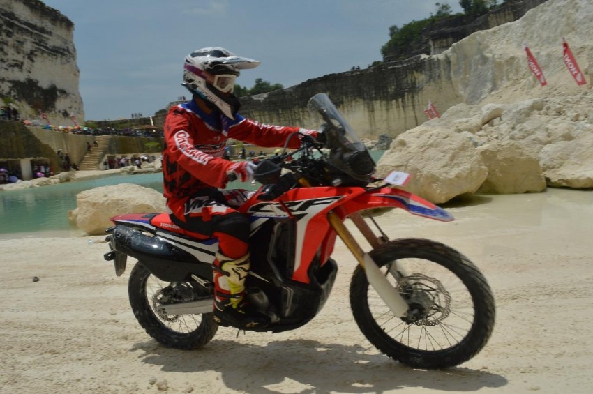 Cara yang  Paling Tepat Bagi Pemula untuk Mengendarai Motor Off-Road