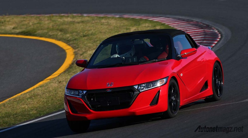 Honda S660: Roadster Kompak dengan Performa Mengesankan di Balik Status Kei Car