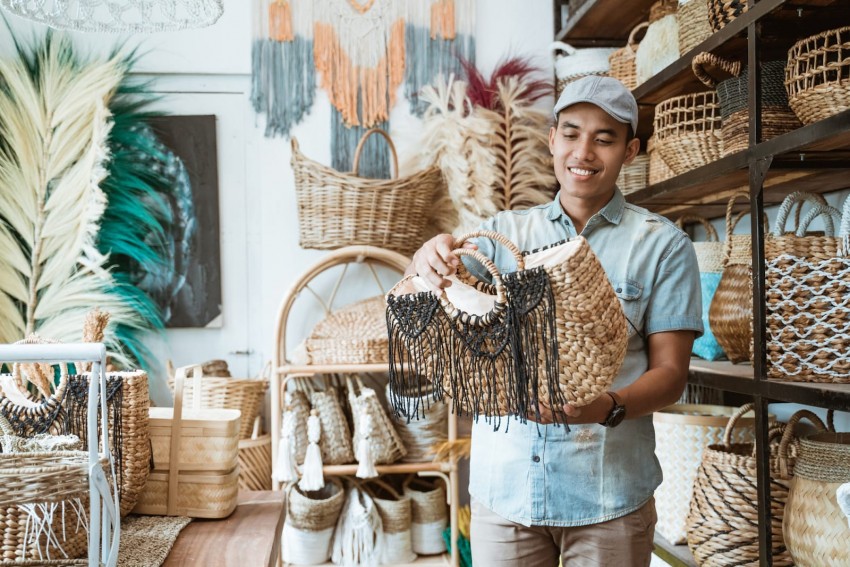 Kolom Hikmah Petunjuk-Nya: Ketekunan dan Semangat Pantang Menyerah dalam Bisnis