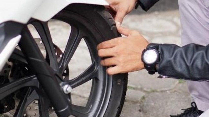 Dijamin Awet, Ikuti 5 Tips Ampuh Ini untuk Merawat Ban Tubeless di Sepeda Motor