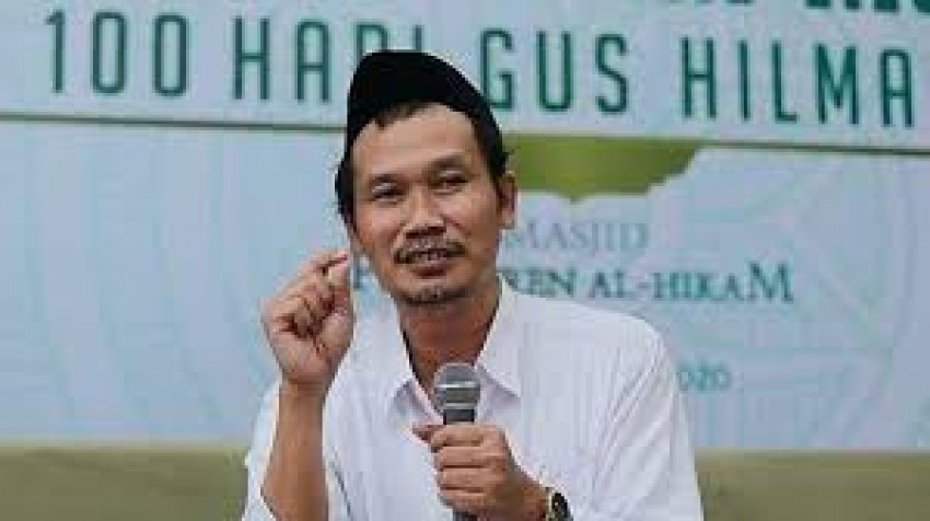 Gus Baha Anjurkan Zakat Fitrah Diberikan kepada Keluarga Dekat