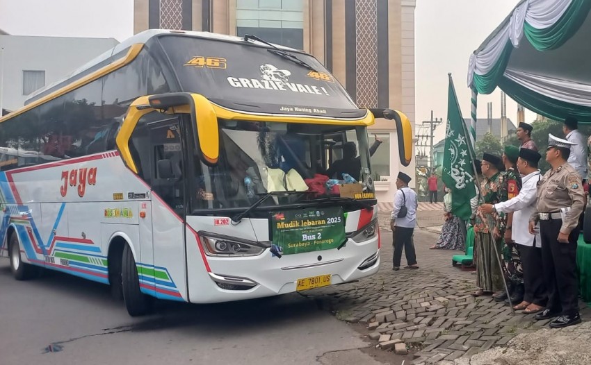 PWNU dan Dishub Jatim Lepas Seribu Pemudik ke Tujuh Tujuan