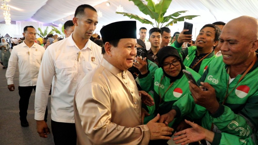 Ungkapan Bahagia Para Ojol Merayakan Lebaran Bareng Prabowo di Istana