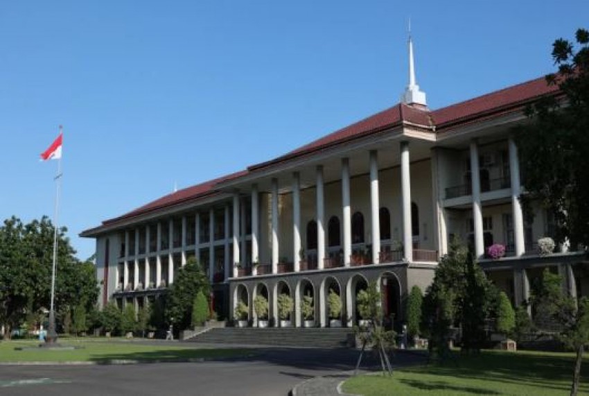 Tegaskan Jokowi Alumnus, Ini Isi Pernyataan Lengkap UGM