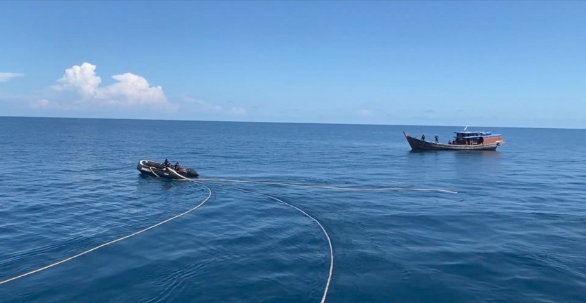 Bakamla RI Gagalkan Dugaan Penyelundupan Pasir Timah di Kepulauan Lingga