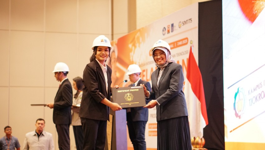 Dukung Indonesia Maju, ITS Kembali Kukuhkan 248 Insinyur Baru