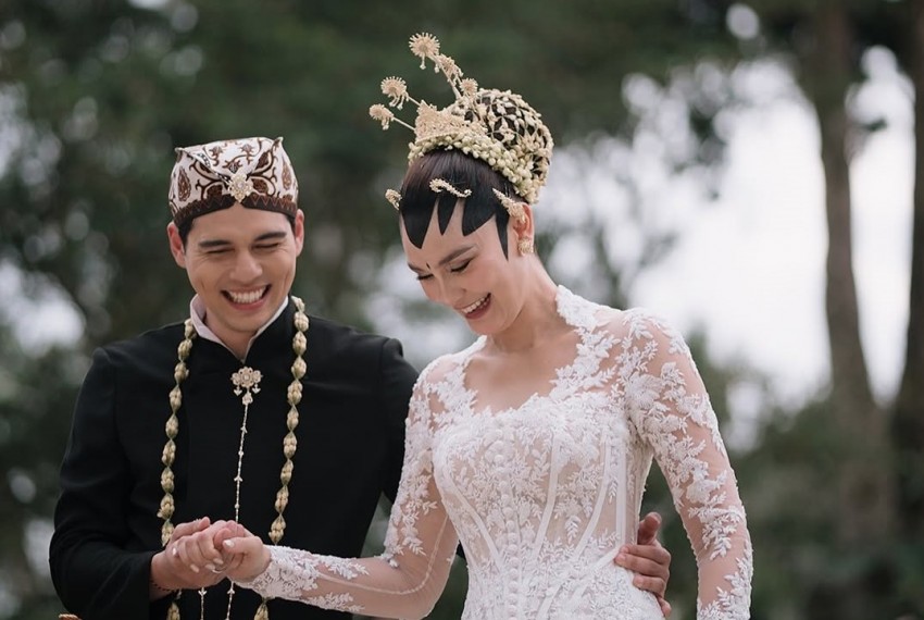 Luna Maya Resmi Menikah, Warganet Bahas Lagi Soal Egg Freezing