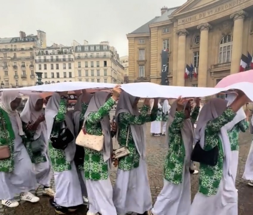 Siswa Al Azhar Study Tour ke Paris, Netizen: Kesenjangan Sosial Is Real