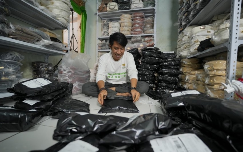 Usaha Tas Wanita UMKM Ini Raup Rp700 Juta per Bulan Berkat Bantuan BAZNAS