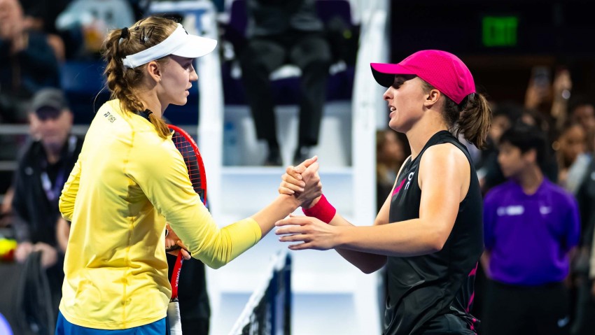 Iga Swiatek Siap Duel Lawan Elena Rybakina Dalam Laga Sengit Babak Keempat Roland Garros: Siapa Terbaik?