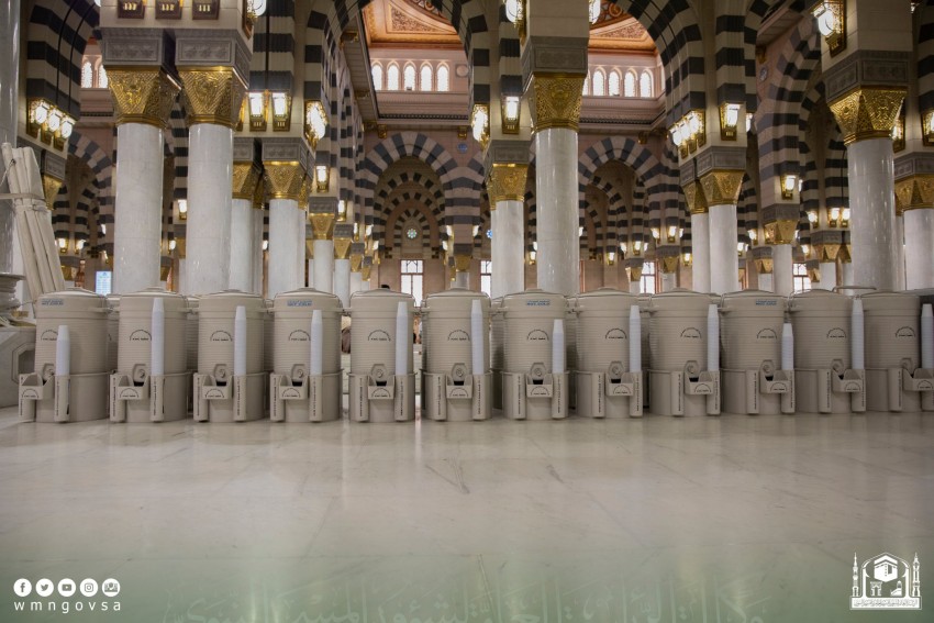 Lebih dari 3.300 Ton Air Zamzam Dikonsumsi Jamaah Masjid Nabawi dalam 15 Hari