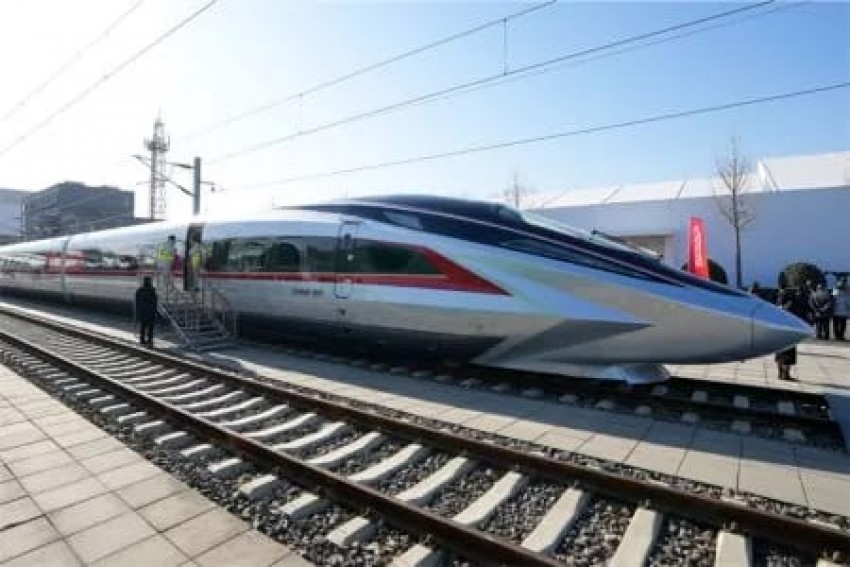 China Bikin Gebrakan Baru: Kembangkan Kereta Cepat Generasi Terbaru Dengan Kecepatan 450km/jam