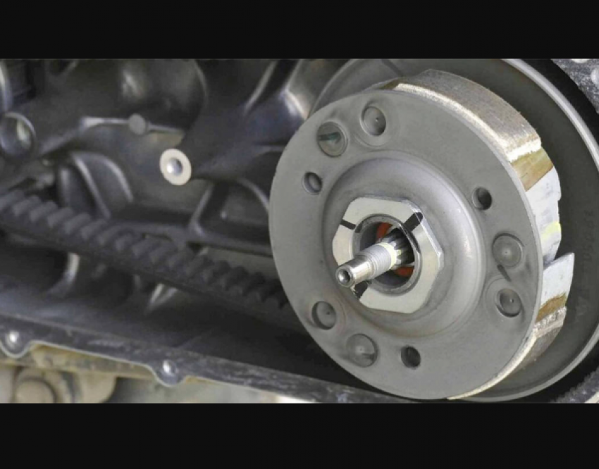 Jangan Buru-buru Ganti, Begini Cara untuk Mengatasi Kampas Ganda Motor Matic yang Selip