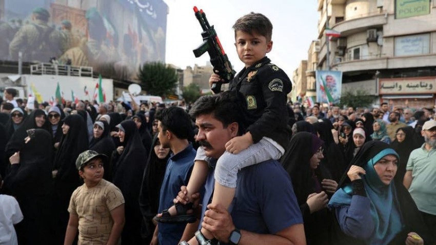 Dunia Menanti Balasan Iran Setelah AS Gempur Situs Nuklir