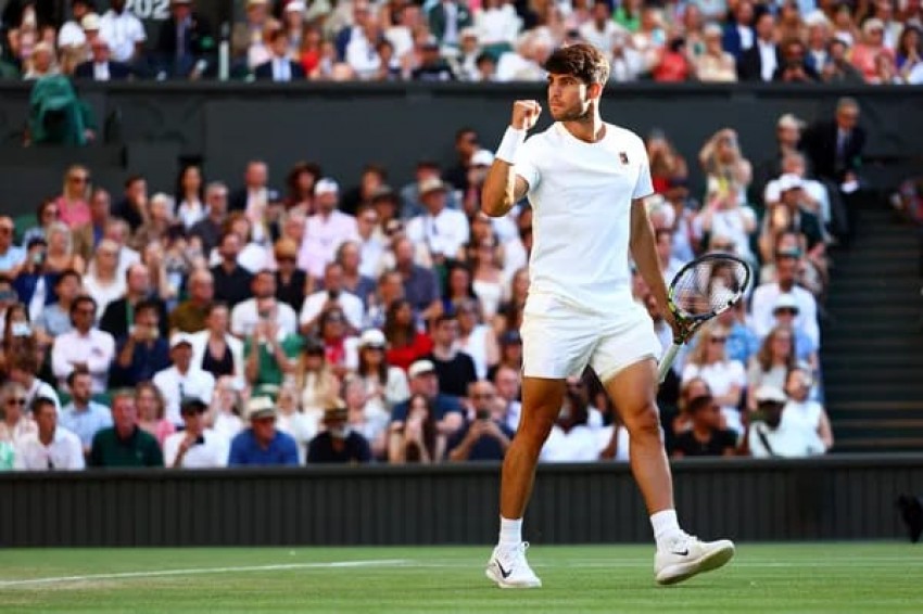 Carlos Alcaraz Terlalu Perkasa, Cameron Norrie Tak Sanggup Meladeni Kecepatan Pukulan Alcaraz di Wimbledon