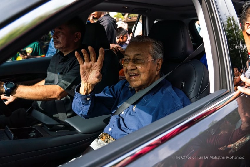 Mahathir Mohamad Lanjut Bekerja Usai Jalani Perawatan Akibat Kelelahan