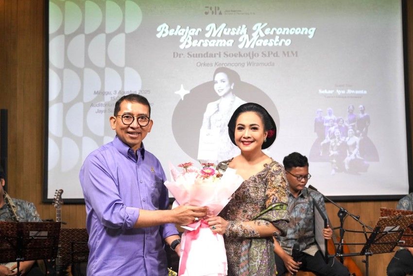 Fadli Zon Kunjungi Maestro Keroncong, Ajak Generasi Muda Lestarikan Budaya