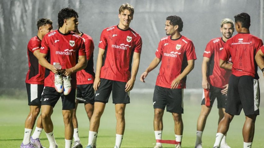 Timnas Indonesia Mulai Latihan di Surabaya, Mauro Ziljstra Siap Tampil di FIFA Matchday