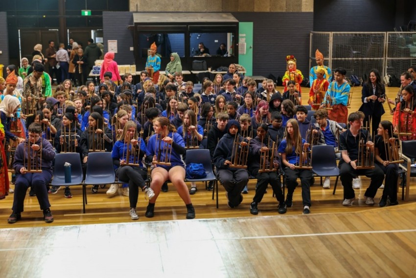 Perkuat Minat Belajar Bahasa Indonesia di Canberra, Melalui Workshop Angklung