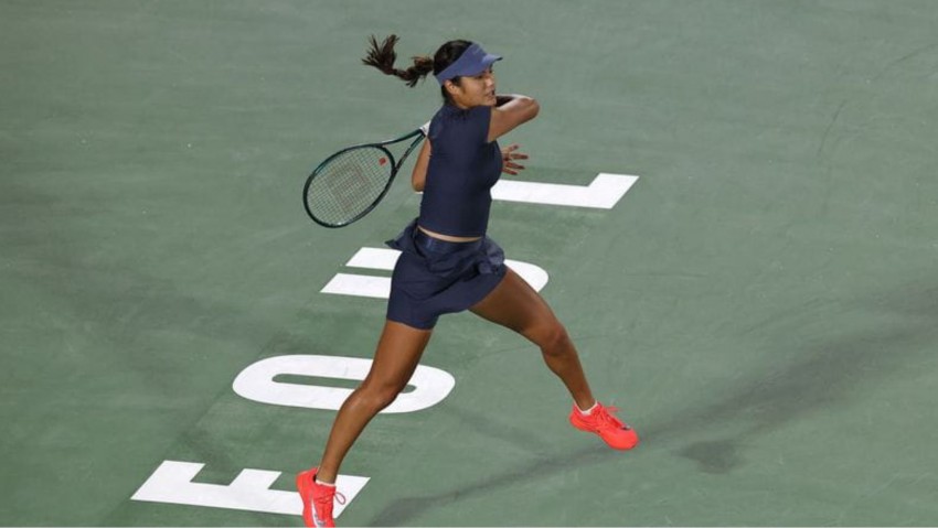 Petenis Cantik Emma Raducanu Tumbang Oleh Krejcikova di Korea Open