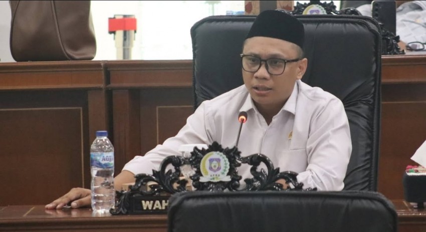 PDIP Pecat Wahyudin Moridu yang Sesumbar akan Rampok Uang Negara