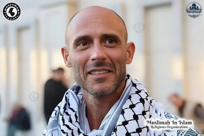 Aktivis Italia Peluk Islam Usai Saksikan Kekejian Israel