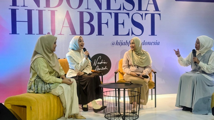 Wardah Hadirkan Inovasi Hijab Studio AI, Pertama di Indonesia