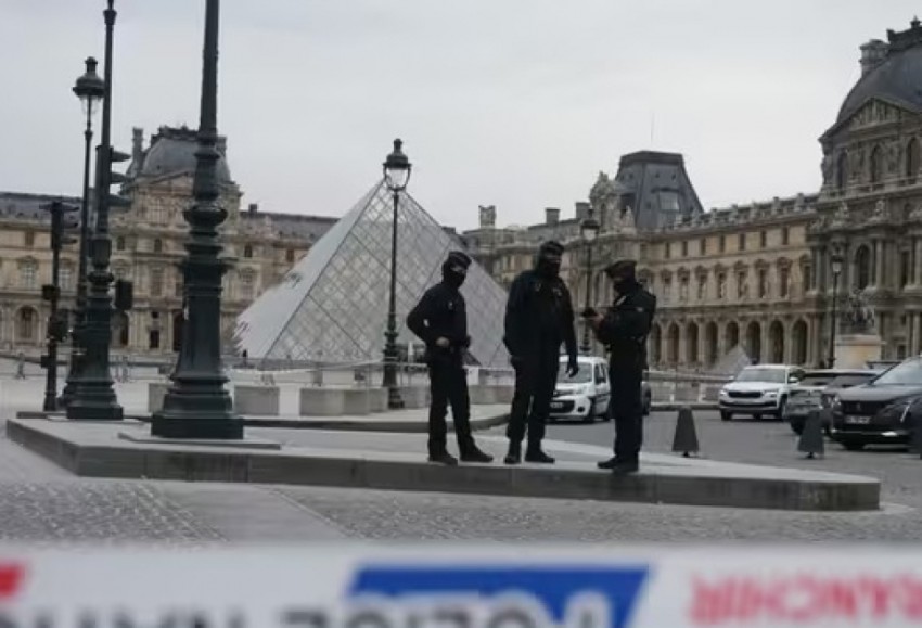 Dua Tersangka Pencurian Museum Louvre Telah Didakwa, Pelaku Tetap Keras Bantah Tuduhan