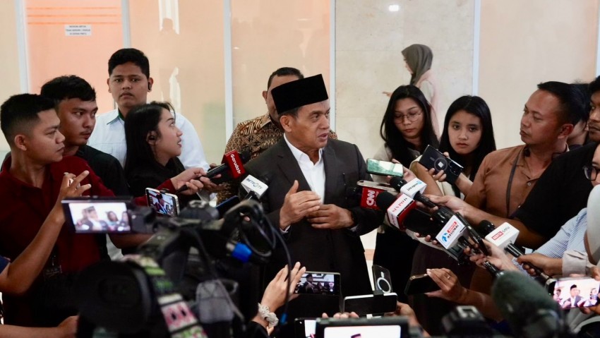 Romo Syafii Minta Gus Elham Setop Aksi Cium Anak Perempuan: Tidak Pantas!