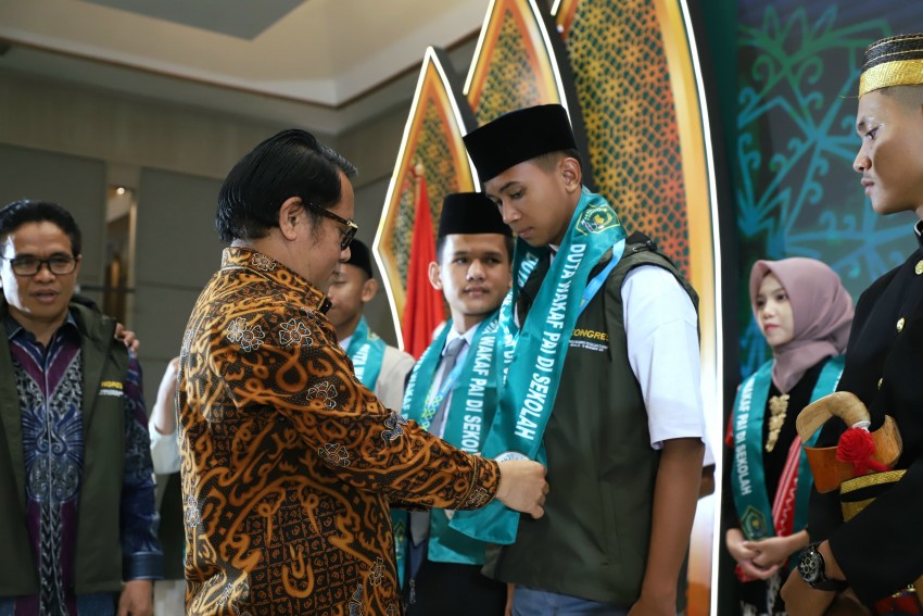 Sekjen Kemenag Buka Kongres Rohis Nasional 2025: Tanam Nilai Religius dan Kepemimpinan Pelajar