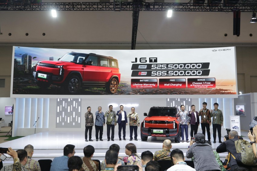 Chery J6T Resmi Meluncur di GJAW 2025 dengan Harga Mulai Rp 525 Juta
