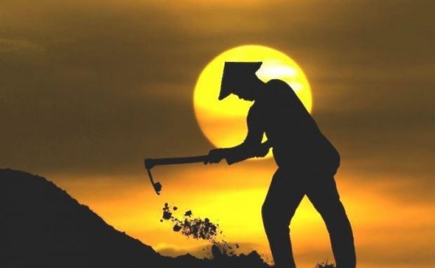 RenunganMalam: Tenang Melangkah Meski Jalan Belum Jelas