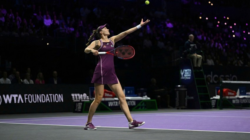 Si Cantik Elena Rybakina Melaju ke Babak Kedua Australia Open