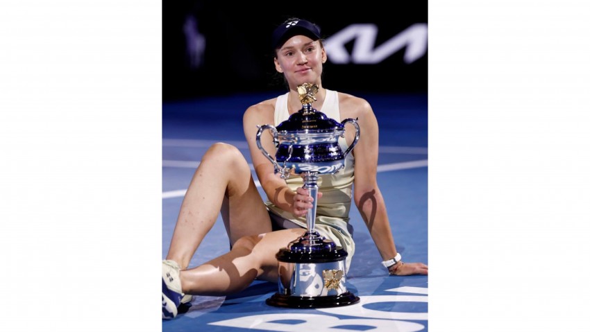 Kunci Kemenangan Si Cantik Rybakina, Sang Ratu Tenis Australia Open: Nasehat Dua Kata Dari Pelatih