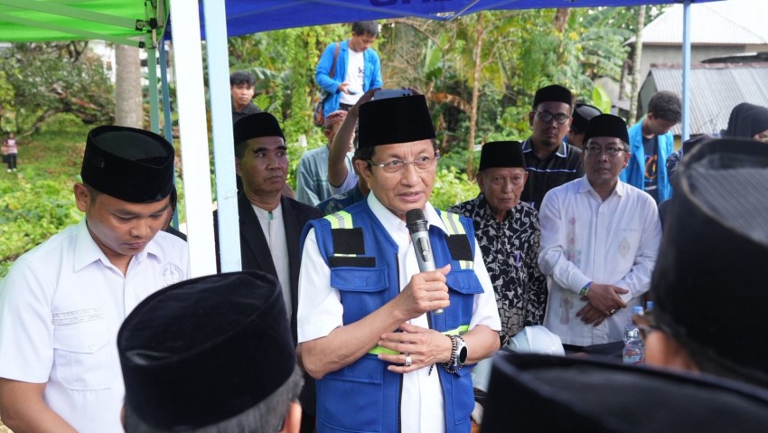 Menag Nasaruddin Umar Letakkan Batu Pertama Pembangunan Gedung PCNU dan NU Center Bone