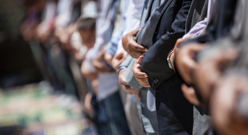 Konsekuensi Tinggalkan Shalat Jumat, Dari Dosa Besar hingga Cap Munafik