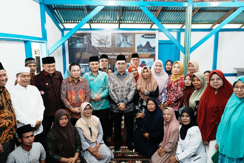 Resmikan Pemugaran Masjid Padang Betuah, Menbud Fadli Zon Perkuat Pelestarian Cagar Budaya