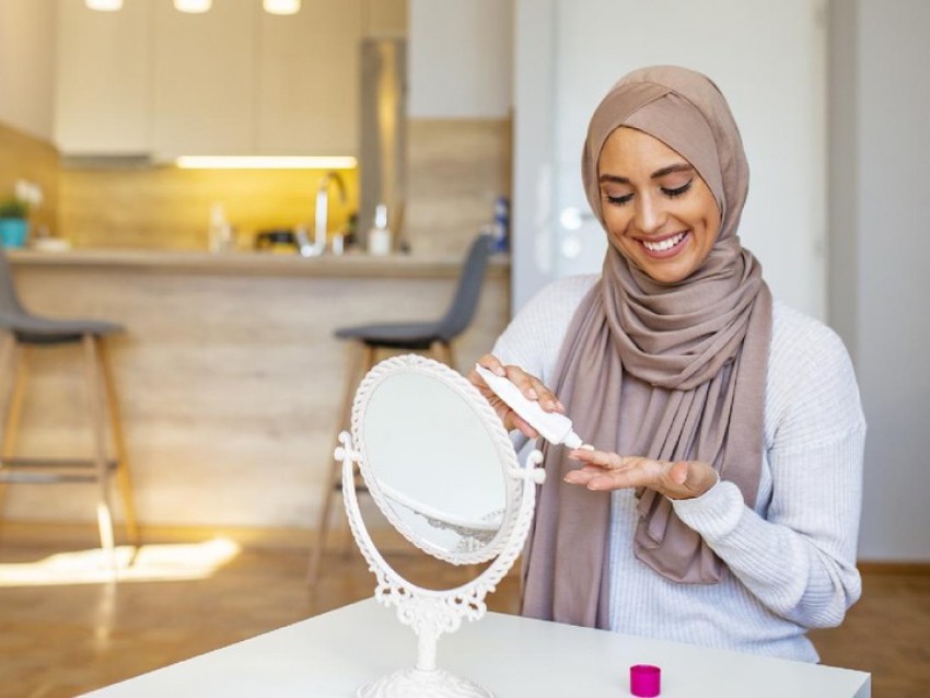 Ingin Kulit Tetap Sehat dan Tidak Kering Selama Puasa? Simak 5 Tips dari Dokter Ini