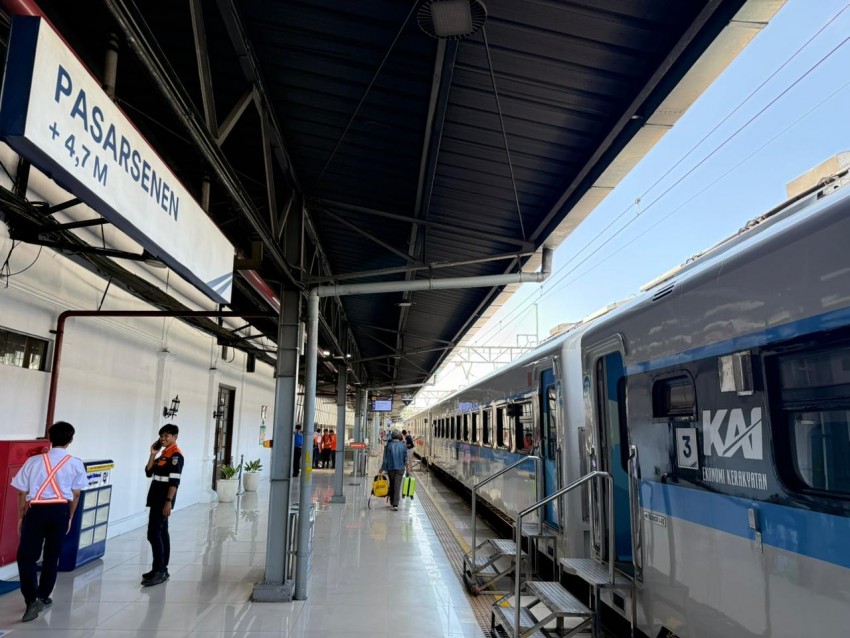 Okupansi Kereta Api Lebaran 2026 Tembus 101 Persen, Pemudik Mulai Bergerak Lebih Awal