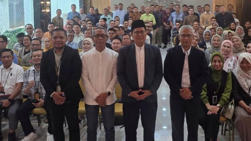 Cholil Nafis Jelaskan Haji dengan Utang: Sah, Tapi Bukan Kewajiban bagi yang Belum Mampu