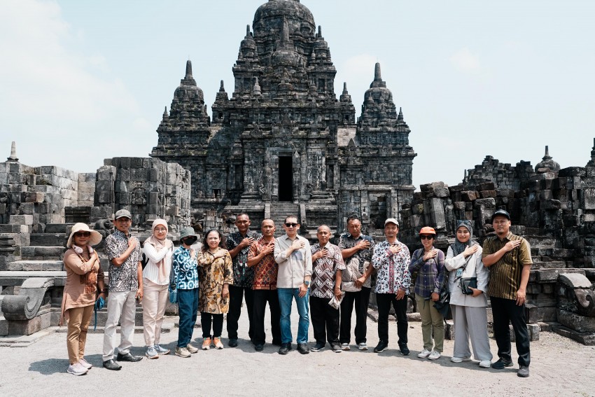 Menteri Kebudayaan Tinjau Candi Sewu dan Keraton Ratu Boko, Tekankan Percepatan Restorasi dan Penguatan Pariwisata Berbasis Budaya