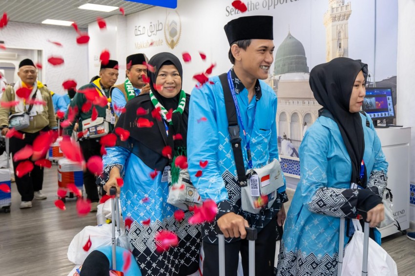 15.349 Jemaah Haji 2026 Sudah di Tanah Suci, Waspada Suhu 34 Derajat di Madinah