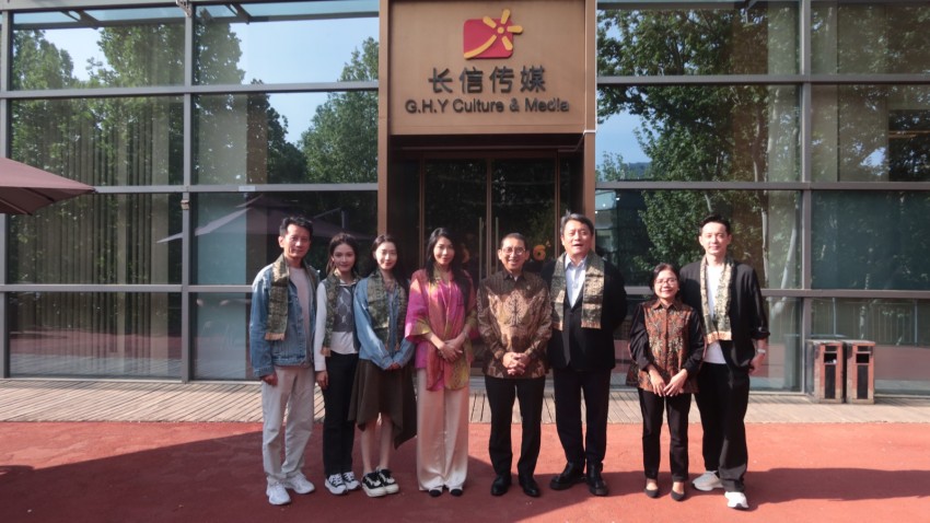 Perkuat Kolaborasi Industri Film Asia, Menteri Kebudayaan Dorong Koproduksi Indonesia-Tiongkok di Beijing